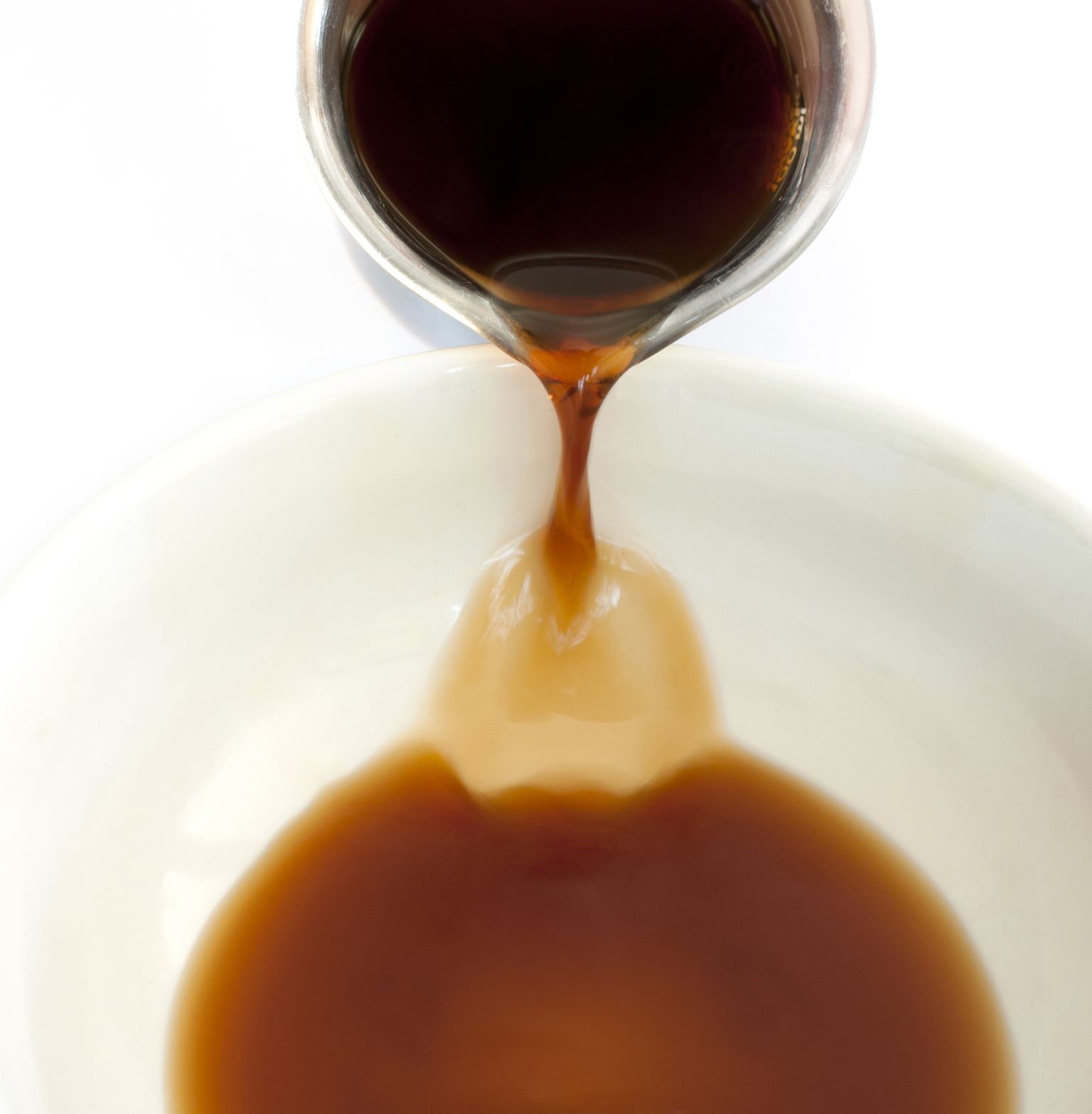 A Guide to Storing Vanilla Extract and Maximizing Its Shelf Life